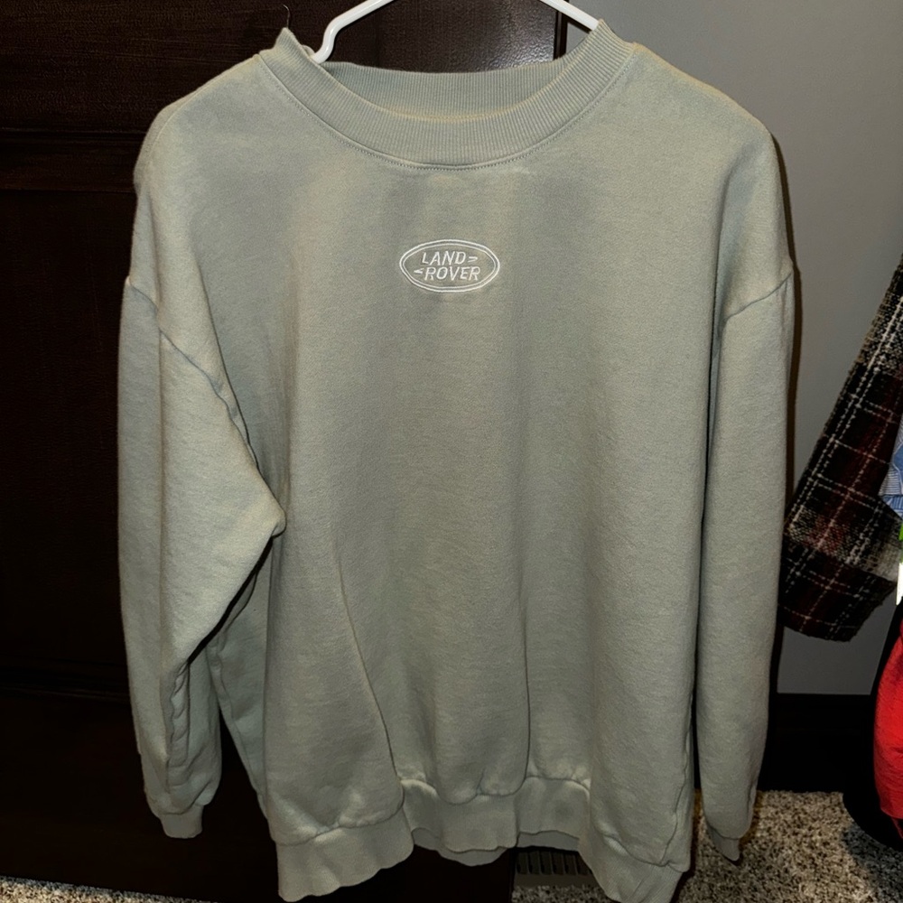 Pacsun Land rover Crew